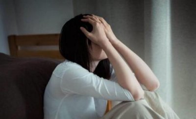 ​当喜欢的女孩子说肚子疼怎么回复高情商？