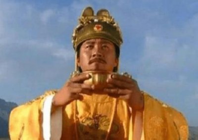 ​丞相请朱元璋喝酒，朱元璋为何杀他全家？