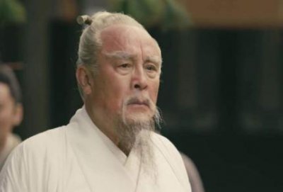 ​曹操为什么要杀了华佗？真的是因为自己的生性多疑吗？