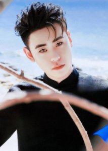 ​为什么德云社张云雷那么火？不仅因为颜值高，还因为他经历过！