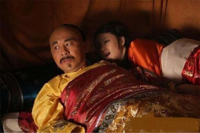 清朝妃子是怎么侍寝皇帝的？这一系列流程下来，妃子不容易