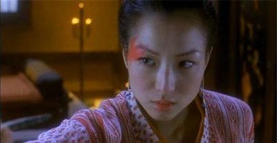 ​四十岁还未嫁人的钟无艳，因一举动，皇帝为她遣散后宫专宠她一人