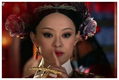 ​甄嬛全剧中最薄情的人，陷害自己的爱人，并亲手奉与皇帝的他