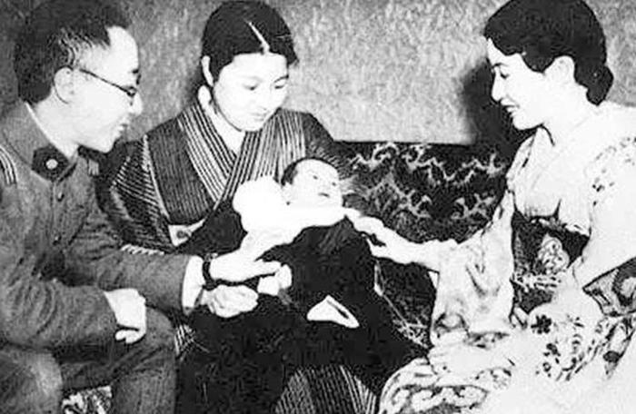 清朝的混血格格，十九岁为情而死，故事被日本改编成电视剧