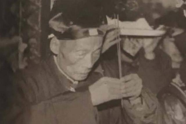 抗战的道士下山，还记得道长的那句话：盛世便回，回不来便不回了