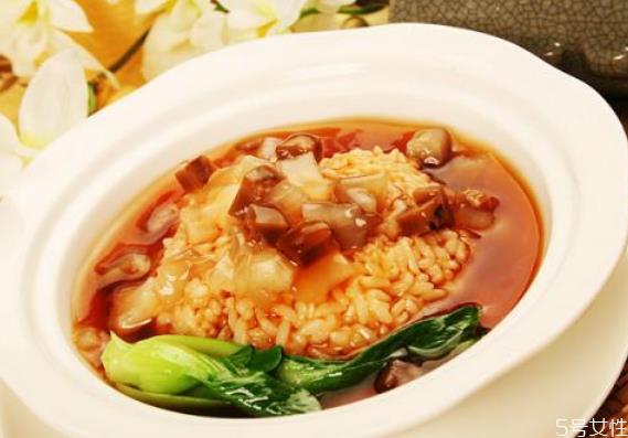鲍汁捞饭怎么做 家常鲍鱼汁怎么调