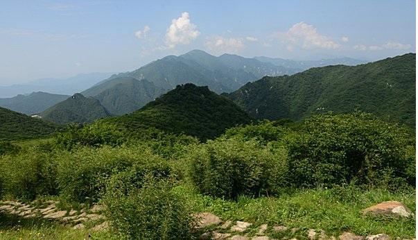 古时秦入楚的咽喉要道，南北自然风景的边际，古称“义谷道”