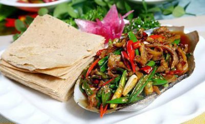 ​饭店火夫炒“河蚌”，只因多加了此一步，果真肉质鲜嫩，不老不腥