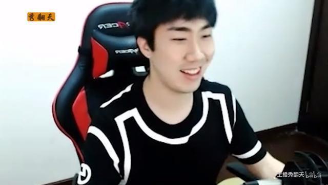 英雄联盟：骚男与弟弟恩断义绝，只送给弟弟四个字