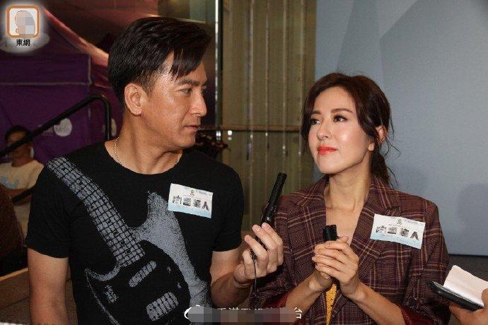 马国明承认与黄心颖分手后，唐诗咏对马国明放出爱情信号：约我