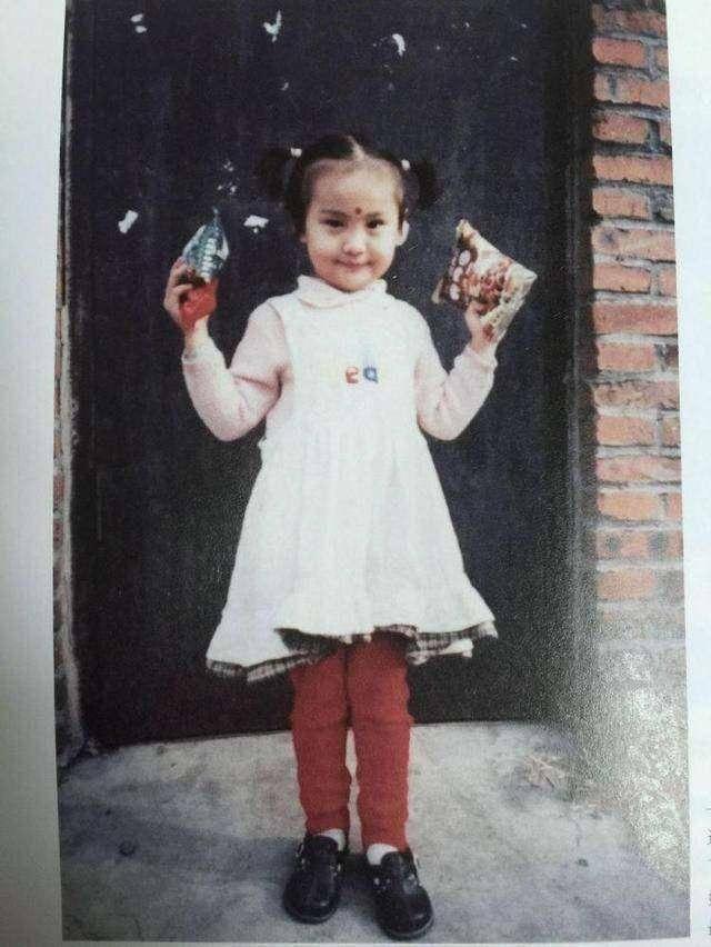 盘点明星小时候的照片，真是从小美到大
