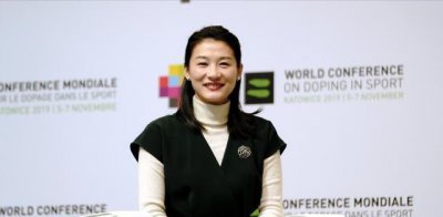 ​李娜官宣生子,昔日的跳水冠军在正当年龄退役,她经历了什么?