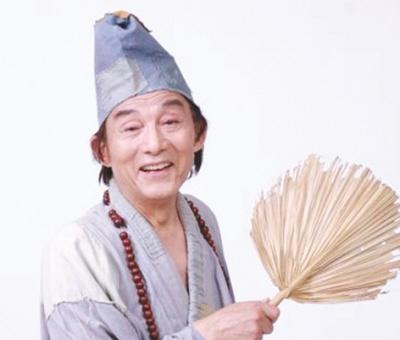 老济公游本昌：曾遭封杀20年，76岁剃度出家，女儿被疑是孙女