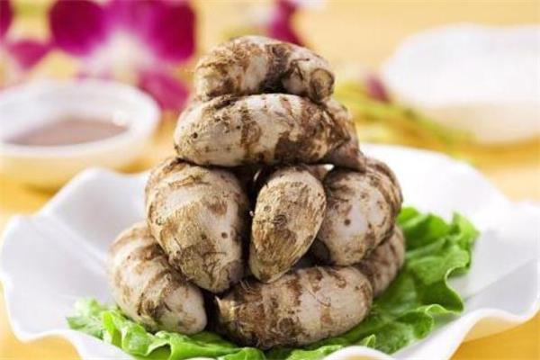 芋头发霉了还能吃吗 发霉的芋头吃了会怎样
