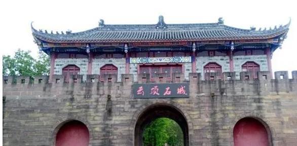 成都周边游：新都桂湖公园，三道堰水乡，金堂云顶山，大邑烟霞湖