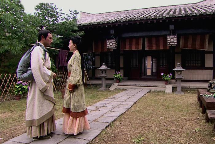她是千古一帝汉武帝的母亲，二婚改嫁却成为皇后，果然不一般