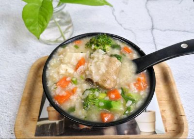 ​山药排骨粥：营养滋补，温暖呵护的美味佳肴