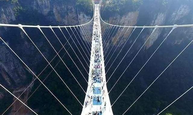 听着让人闻风丧胆的吉尼斯世界纪录，重庆天空悬廊你敢来挑战吗