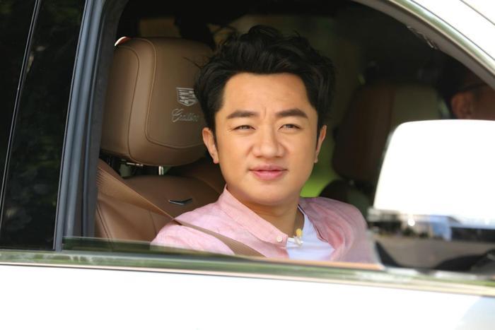 王祖蓝身高多少? 王祖蓝真实身高竟然比老婆矮了十四公分