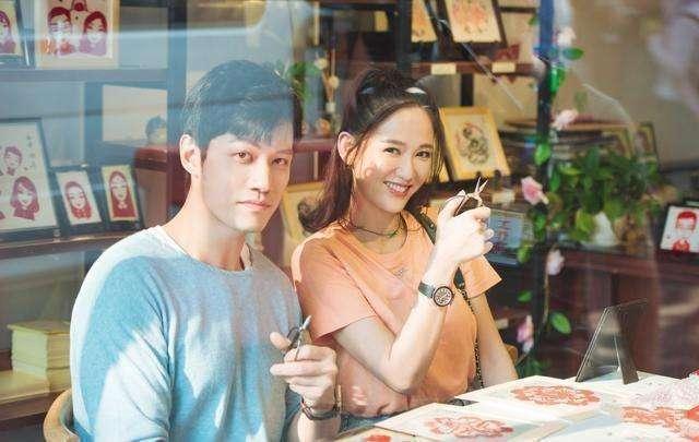 又一对姐弟恋宣布分手，过往甜蜜瞬间历历在目，分手文案成亮点