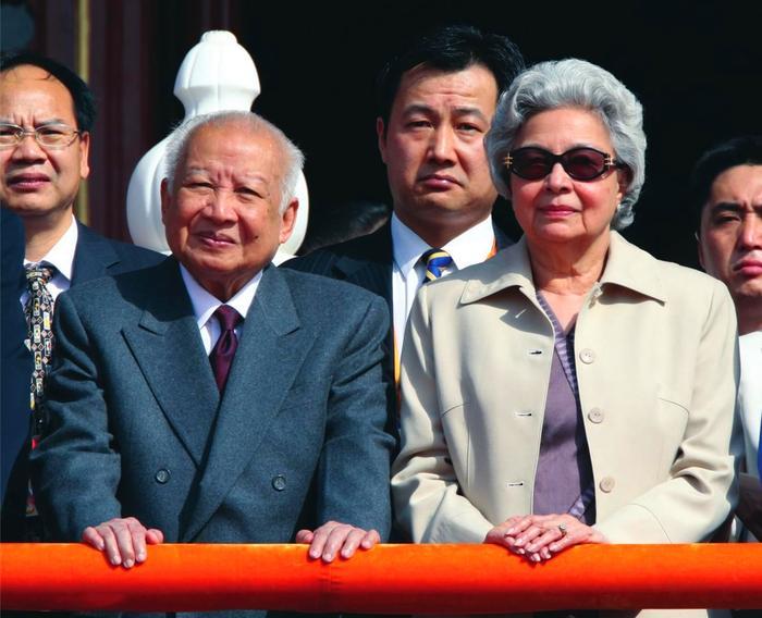 此国华人数量不多，却包揽富豪榜前一百名，如今成第二个“巴铁”
