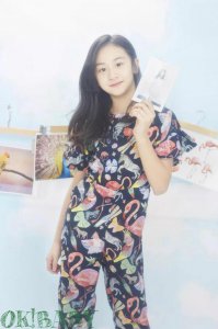 ​森碟新写真初现少女感, 网友: 全家共用一张脸!