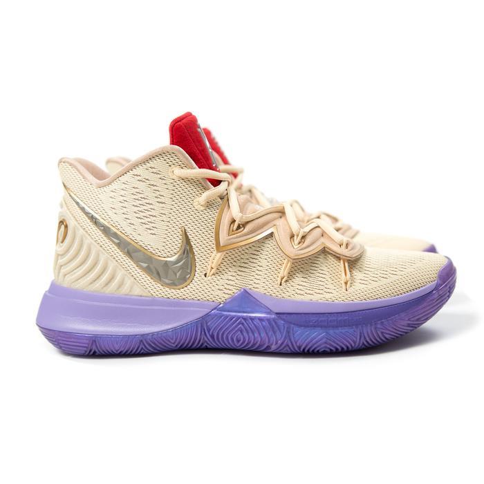 欧文的 Kyrie 5 又联名了，你终于也能买到了！