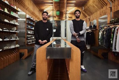 ​欧文的 Kyrie 5 又联名了，你终于也能买到了！