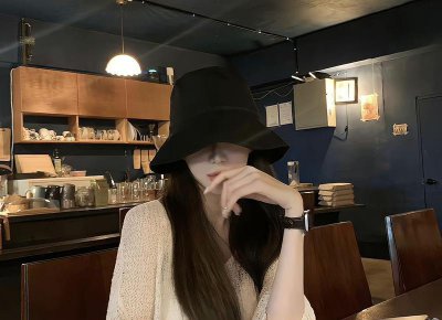 ​老婆目睹老公出轨，经将此事告知亲朋好友，怒问背叛的真相？