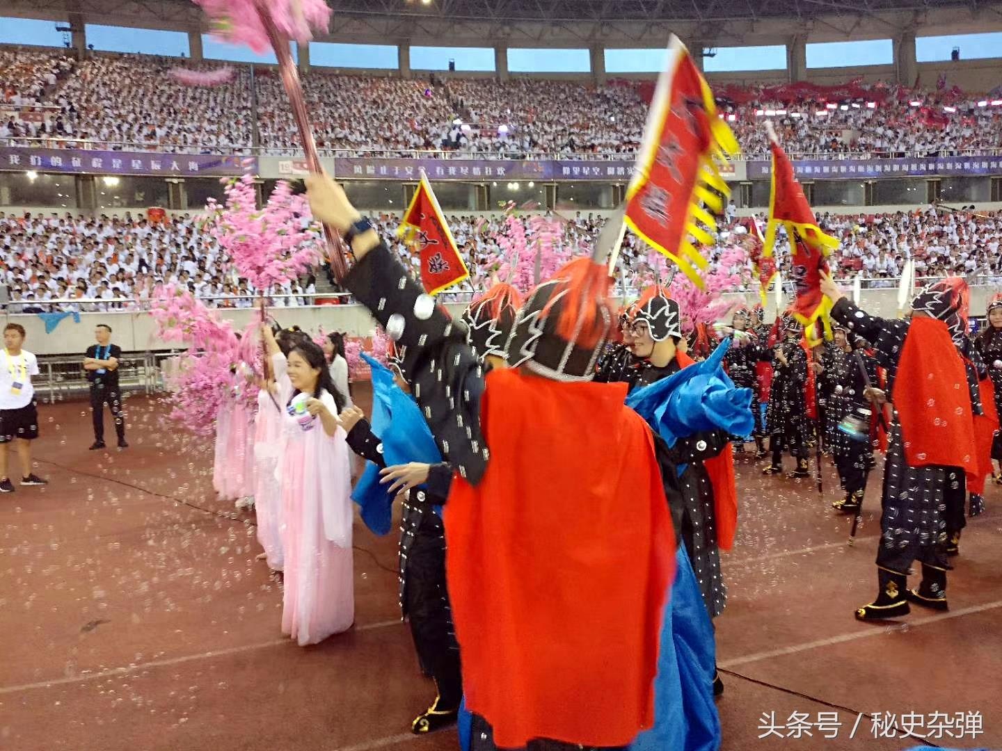 阿里巴巴18周年年会现场，大狂欢之夜，马云“惊艳”了全世界！