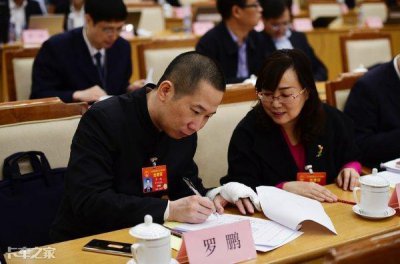 ​货车帮CEO：取消挂靠，才能消除行业乱象