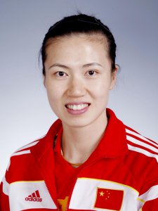 ​“炮姐”周苏红：2段婚姻，照顾瘫痪丈夫5年，2婚嫁大9岁富商
