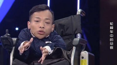 ​“轮椅总裁”李创利：身高不到一米娶一米七秘书，今儿子比他还高