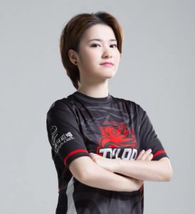 ​盘点绝地求生游戏中的女选手，巾帼不让须眉！