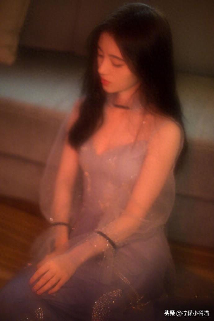 明星图集 鞠婧祎朦胧性感写真图片 尽展女性柔美