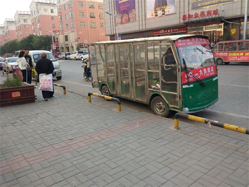 山西大同有个“棚户区”，这里有中国最牛的车……