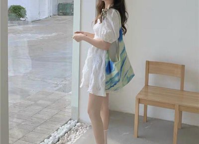 ​这种女生是绿茶婊吗，为什么总缠着我男朋友
