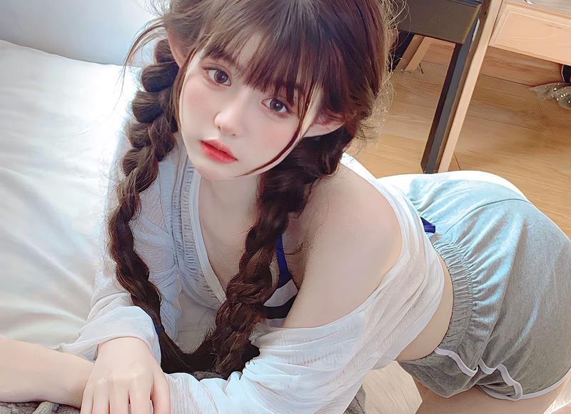 闷骚女适合什么男生 闷骚女喜欢一个人的表现