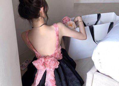​让女生主动撩你的微信泡妞套路技巧