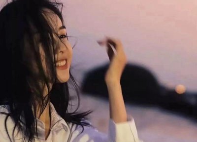 ​跟女生聊天问一句回一句怎么聊(和女生聊天绝不冷场回答大全)