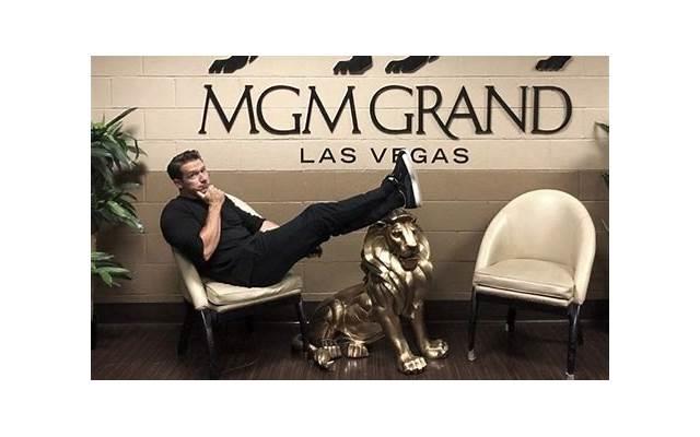 女生肢体接触后的表现,不抗拒就是喜欢 女生肢体接触后的表现,不抗拒就是喜欢