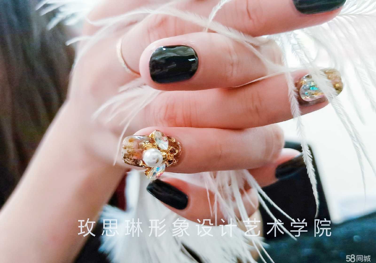 学个什么手艺月薪过万：学什么技前途工资高？