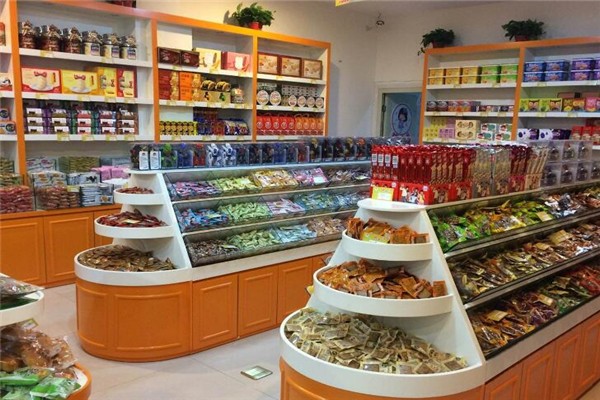 自己开个小商店多少钱：现在开个小型服装店需要多少钱
