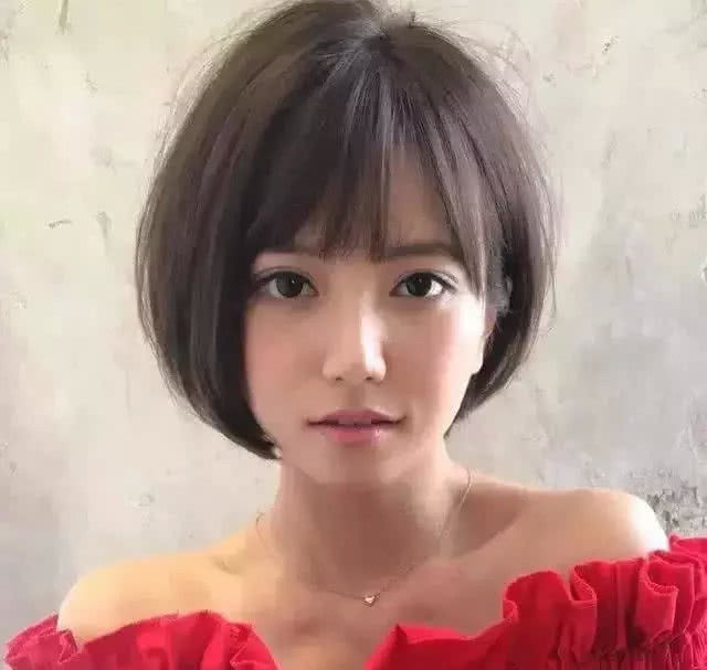 女人四十无学历做什么：40的女人没什么学历做什么工作适合