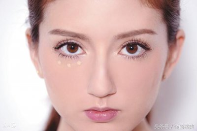 ​用最简单的方法去掉黑眼圈（六种方法教你去除黑眼圈）