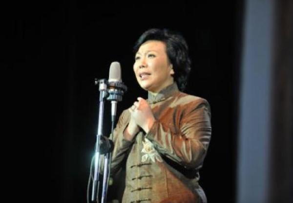 中国十大配音演员排行榜：石班瑜为周星驰御用配音