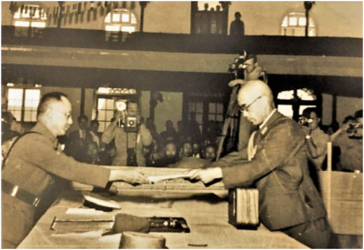 ​日本投降图片(八张老照片记录1945年日本在中国投降实录)