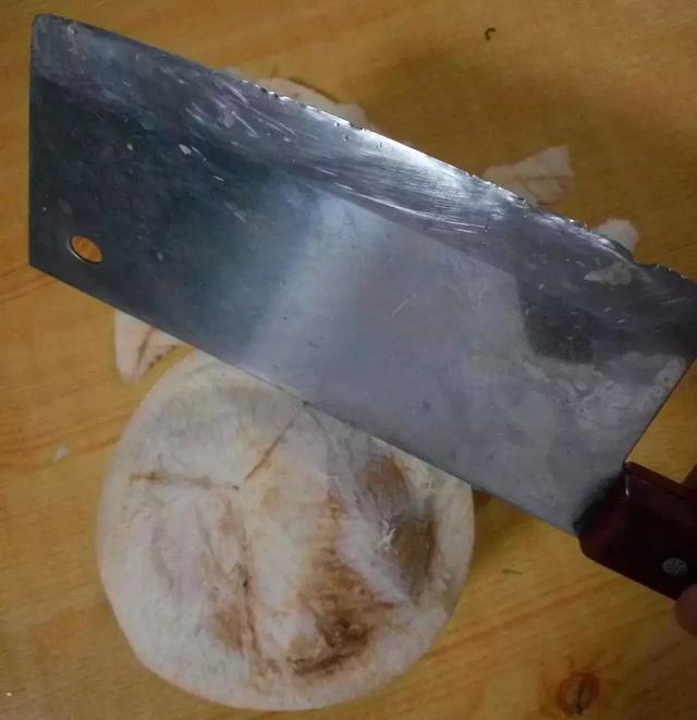 椰子怎么打开椰子的正确打开方法（椰子怎么打开的教程）(6)