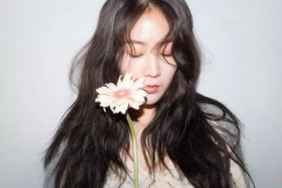​跟女孩子聊什么话题，女生会对你着迷