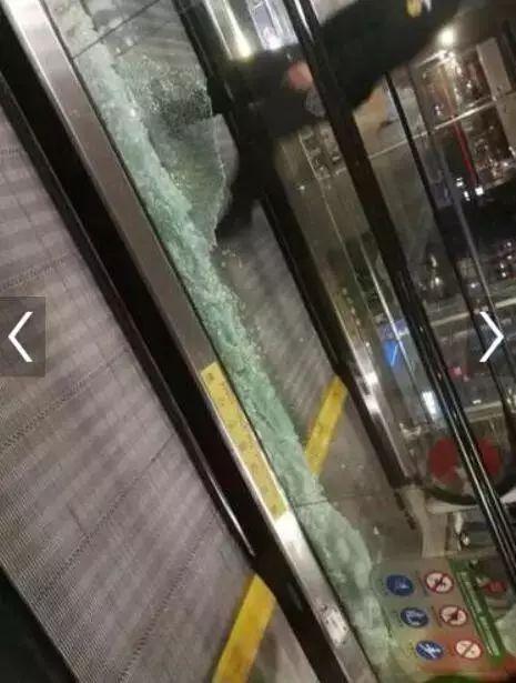 陈道明道歉退票，韩雪却录音假唱，正确选择千万条，她却走了最差的